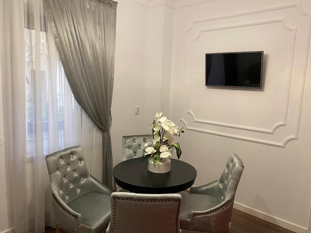 Orhideea Apartment Oradea Extérieur photo