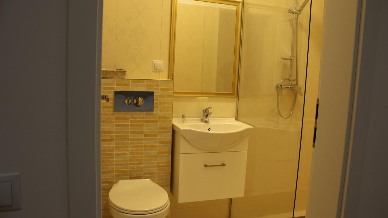 Orhideea Apartment Oradea Extérieur photo